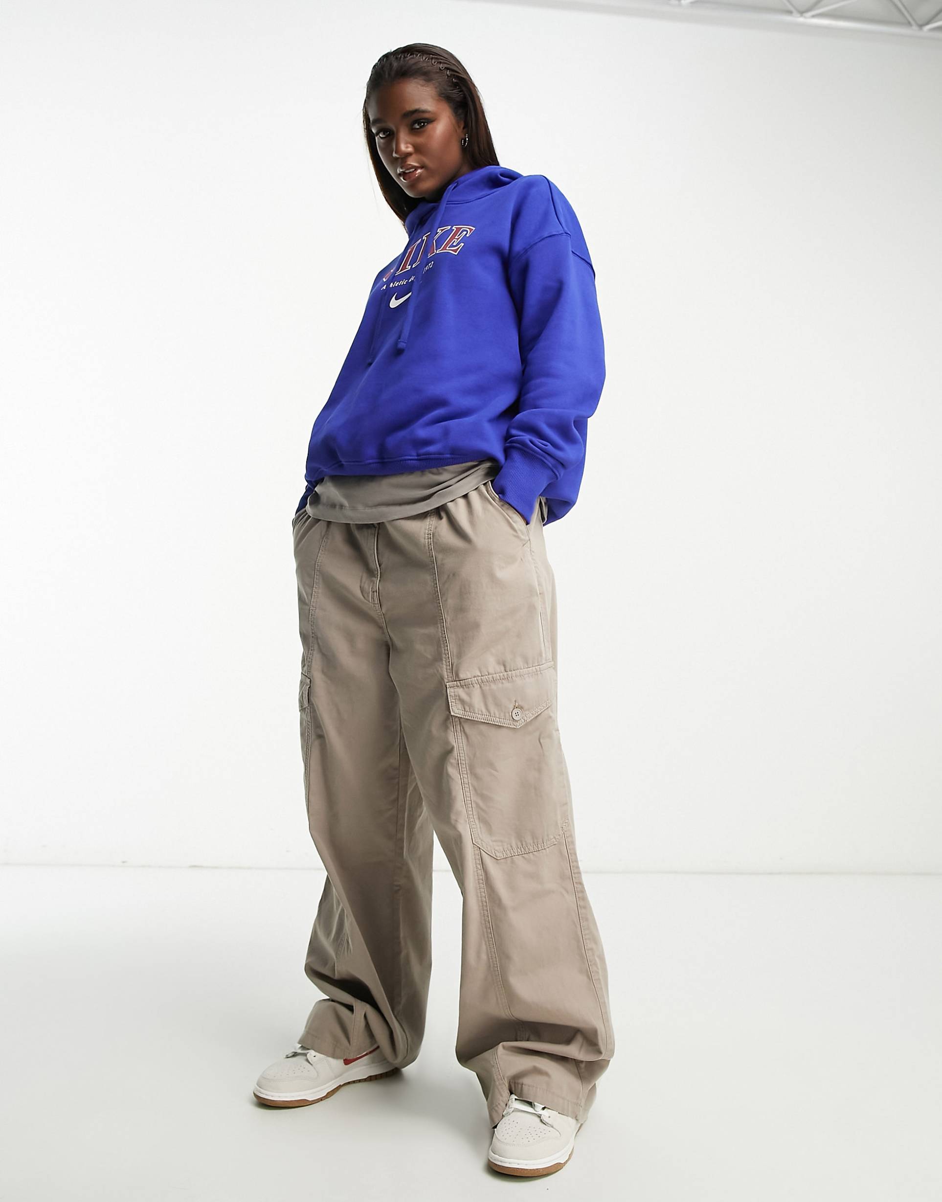 هودی زنانه نایکی (3480) - Image 3