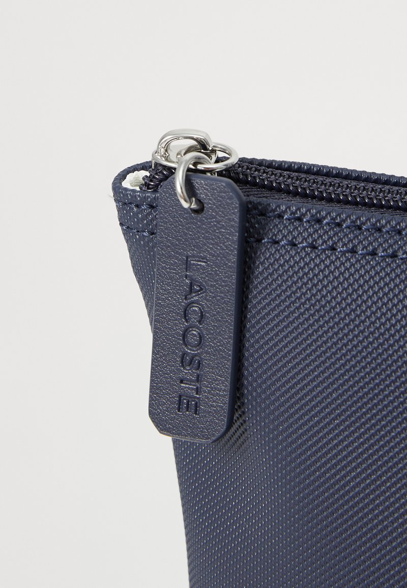 کیف یونیسکس لاکوست (3516) - Image 5